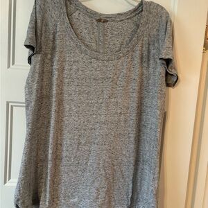 CALIA by Carrie Underwood Gray Heather Short Sleeve Tee